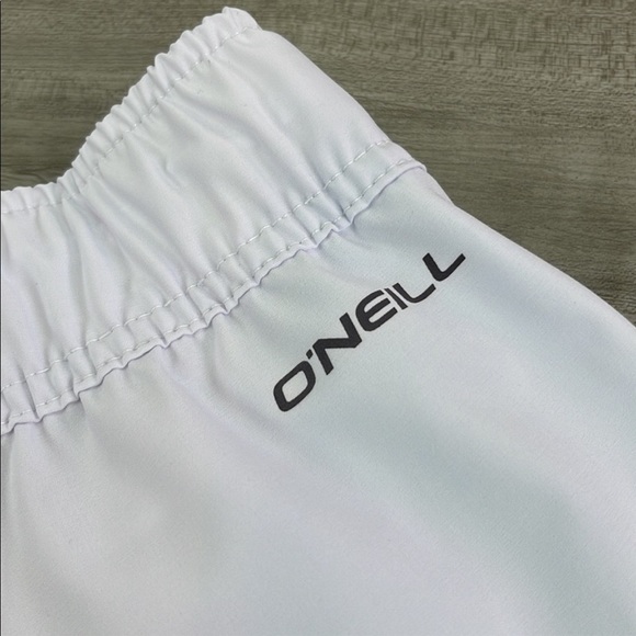 ☀️O’NIELL☀️ LANE 2' STRETCH WHITE BOARD SHORT - Picture 10 of 13